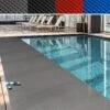 Antirutschmatte Adria | Arbeitsplatzmatte Für Nasszonen | UV-beständig 2 Antirutschmatte Adria | Arbeitsplatzmatte Für Nasszonen | UV-beständig -Floordirekt 22300 Antirutschmatte Aqua Grip Grau Schwimmbad 2 1600x1600 af7b2c35 9e37 4ae9 af2c c07fff4c6fc3