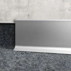 Sockelleiste Aluminium | KWS 608 | 80 Mm | Länge: 1,90 M 20 Sockelleiste Aluminium | KWS 608 | 80 Mm | Länge: 1,90 M -Floordirekt 22896 Sockelleiste Aluminium comp01 1600x1600 fe4ede43 b12b 4c47 8f6c fadb24264e61