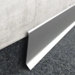 Sockelleiste Aluminium | KWS 606 | 60 Mm | Länge: 1,90 M 21 Sockelleiste Aluminium | KWS 606 | 60 Mm | Länge: 1,90 M -Floordirekt 22897 Sockelleiste Aluminium comp02 1600x1600 645b4ac7 b3d6 4780 b668 f301ed3f8112