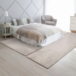 Velours-Bettumrandung | Sundae | 3er-Set | Teppichbrücke Mit Action-Back-Rücken 40 Velours-Bettumrandung | Sundae | 3er-Set | Teppichbrücke Mit Action-Back-Rücken -Floordirekt 22980 Sundae Beige 1600x1600 5f502b00 7f53 4c89 8e70 173ec5edd44a