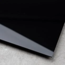Farbige Acrylglasplatten | 3 Mm | Hohe Festigkeit | Vielfältige Anwendungen -Floordirekt 24292 Kunststoffplatte Schwarz 02 1600x1600 b8a9f528 1705 4101 805e c599092d350a