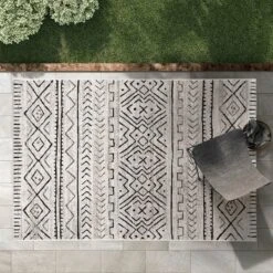 Karat Outdoorteppich | Aztec | 2 Farben 26 Karat Outdoorteppich | Aztec | 2 Farben -Floordirekt 26119 KARAT Aztec 19578 286 07 1600x1600 b679da75 82e4 4662 bee8 d74069ecb680