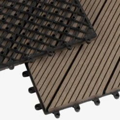 WPC-Terrassenfliese | Classic | Dunkelbraun | 30 X 30 Cm 17 WPC-Terrassenfliese | Classic | Dunkelbraun | 30 X 30 Cm -Floordirekt 27156 ZY T 003A WPC Solid DIY Tile 04 1600x1600 19b6f2a2 6fda 41cf 9c98 180fe3e8b066