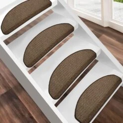 Stufenmatten Berlin | Wirksamer Treppenschutz | Selbstklebend