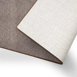 Velours-Bettumrandung | Lyon | Melierter Flor | 3-teilig 29 Velours-Bettumrandung | Lyon | Melierter Flor | 3-teilig -Floordirekt 29046 Bettumrundung Lyon Braun 07 1600x1600 fbc602c4 4eec 41aa af82 b2096e804d7c