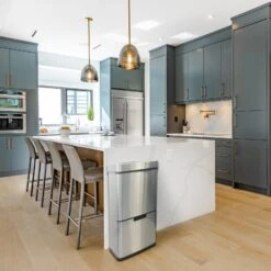 Mülleimer Dirk | Bewegungssensor Für Hygienisches Öffnen | Abfalleimer Aus Edelstahl 19 Mülleimer Dirk | Bewegungssensor Für Hygienisches Öffnen | Abfalleimer Aus Edelstahl -Floordirekt 8 1