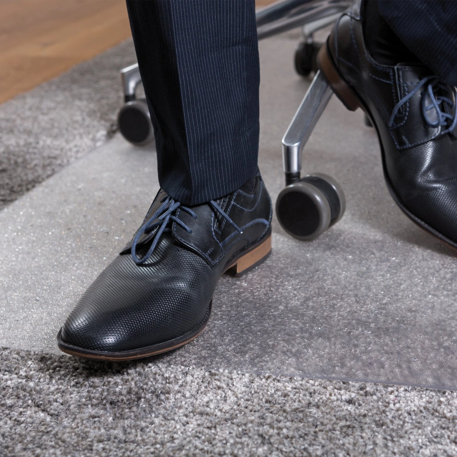 Teppich-Bodenschutzmatte | Hoch Belastbar 4 Teppich-Bodenschutzmatte | Hoch Belastbar – Bild 2