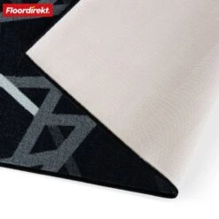 Teppich-Läufer Nach Maß | Printed | Anthrazit Mit Streifen | Rutschfest & Pflegeleicht 13 Teppich-Läufer Nach Maß | Printed | Anthrazit Mit Streifen | Rutschfest & Pflegeleicht -Floordirekt Printed laufer Anthrazit Artboard4