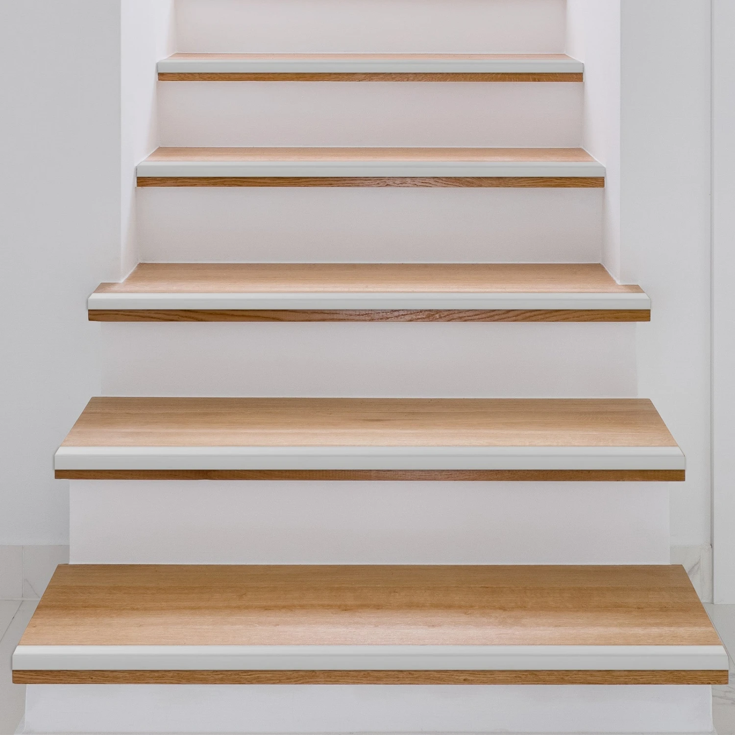 Stufenkantenprofil Integral | Form: L | Vorgebohrt 15 Stufenkantenprofil Integral | Form: L | Vorgebohrt – Bild 13