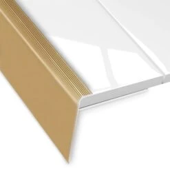 Stufenkantenprofil Safety | F-Form | In Verschiedenen Längen 31 Stufenkantenprofil Safety | F-Form | In Verschiedenen Längen -Floordirekt Stufenkantenprofil Safety gold 03