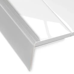 Stufenkantenprofil Safety | F-Form | In Verschiedenen Längen 36 Stufenkantenprofil Safety | F-Form | In Verschiedenen Längen -Floordirekt Stufenkantenprofil Safety silber 03