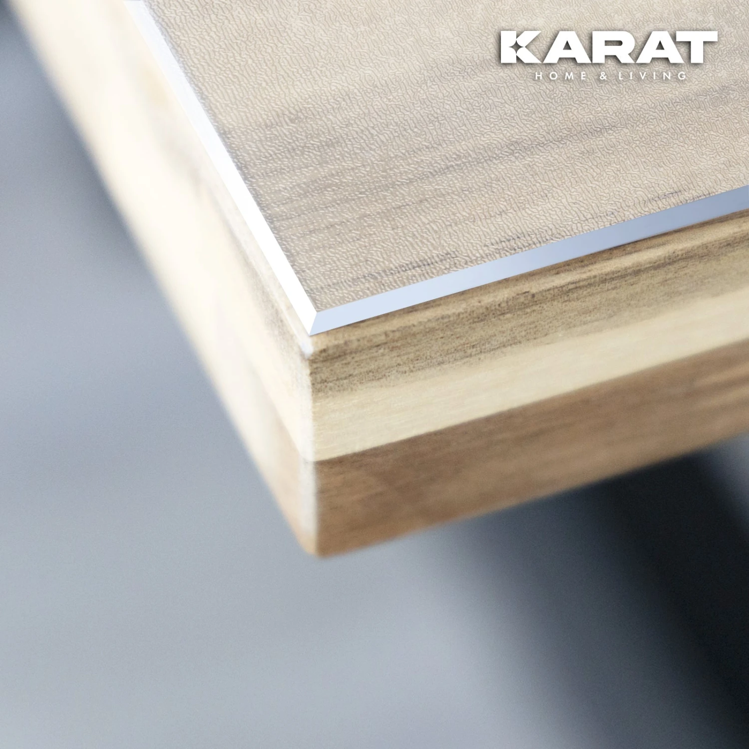 Tischfolie Transparent Mattiert Mit Abgeschrägter Kante | Imperial | Wasserdichte Schutzfolie Für Tische | Individueller Zuschnitt 9 Tischfolie Transparent Mattiert Mit Abgeschrägter Kante | Imperial | Wasserdichte Schutzfolie Für Tische | Individueller Zuschnitt – Bild 7