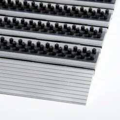 Alu-Türmatte | Profi Brush Slim | Extra Flach | Mit Bürsten 10 Alu-Türmatte | Profi Brush Slim | Extra Flach | Mit Bürsten -Floordirekt alu turmatte profi brush slim extra flach mit bursten 852576