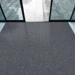 High Traffic Bodenbelag Lombok | Vielseitig Einsetzbarer Bodenbelag | 100% Polypropylen -Floordirekt high traffic bodenbelag lombok individueller zuschnitt 430490