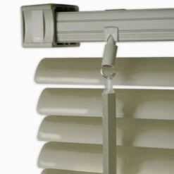 Jalousie Vista | Stufenlos Justierbar | Rollo Für Innenbereiche 31 Jalousie Vista | Stufenlos Justierbar | Rollo Für Innenbereiche -Floordirekt jalousie grau detail