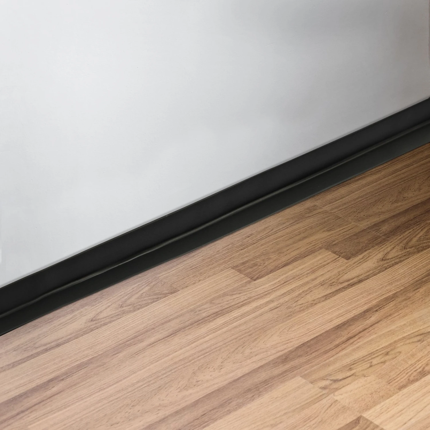 Sockelleiste Kiel | Zuschneidbar & Selbstklebend 8 Sockelleiste Kiel | Zuschneidbar & Selbstklebend – Bild 6