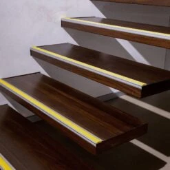 Treppenkantenprofil | Power Grip | Einzel-Gummieinlage 13 Treppenkantenprofil | Power Grip | Einzel-Gummieinlage -Floordirekt stufenkantenprofile mit einzel gummi einlage power grip selbstklebend Gelb